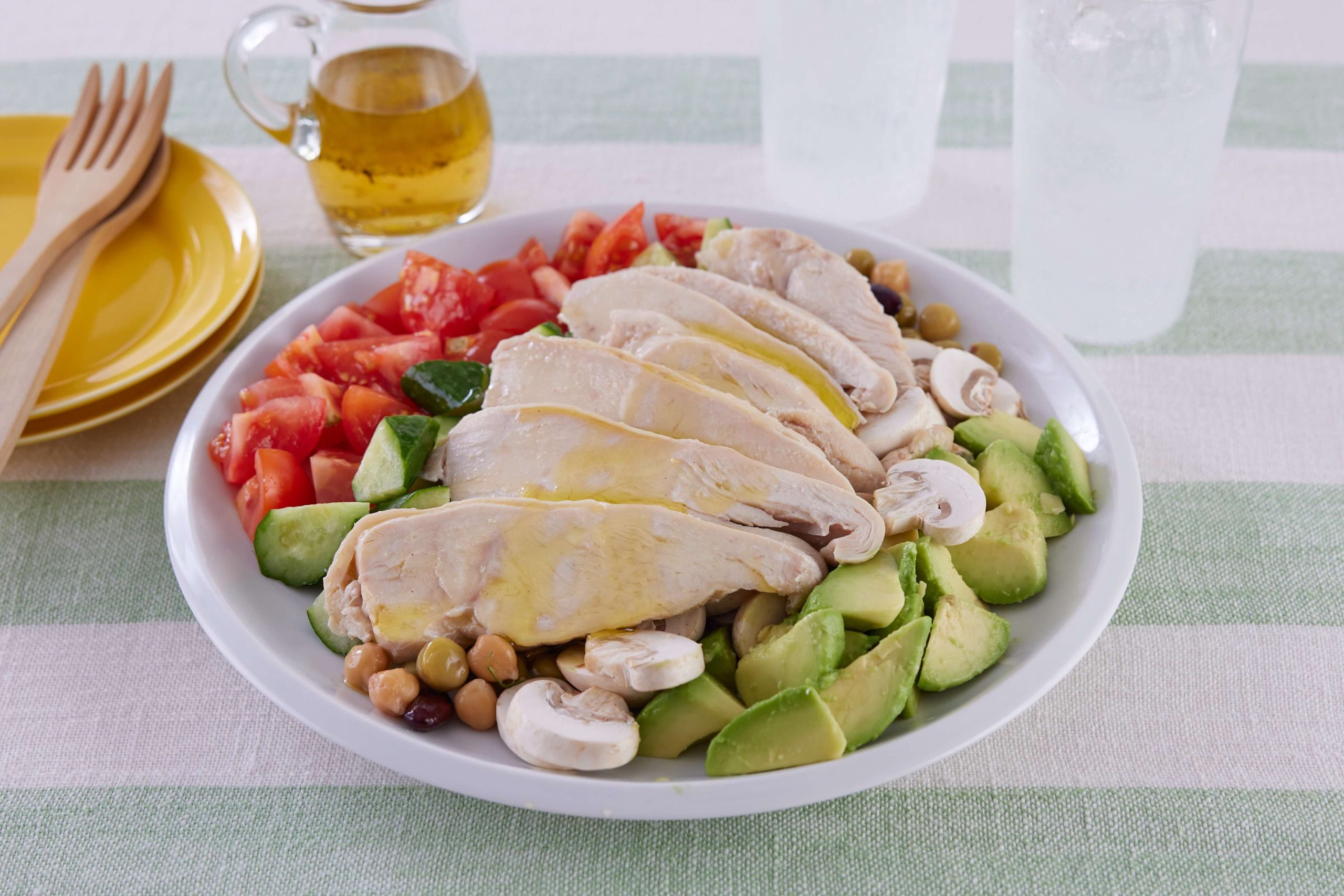 サラダチキンのカラフルサラダ