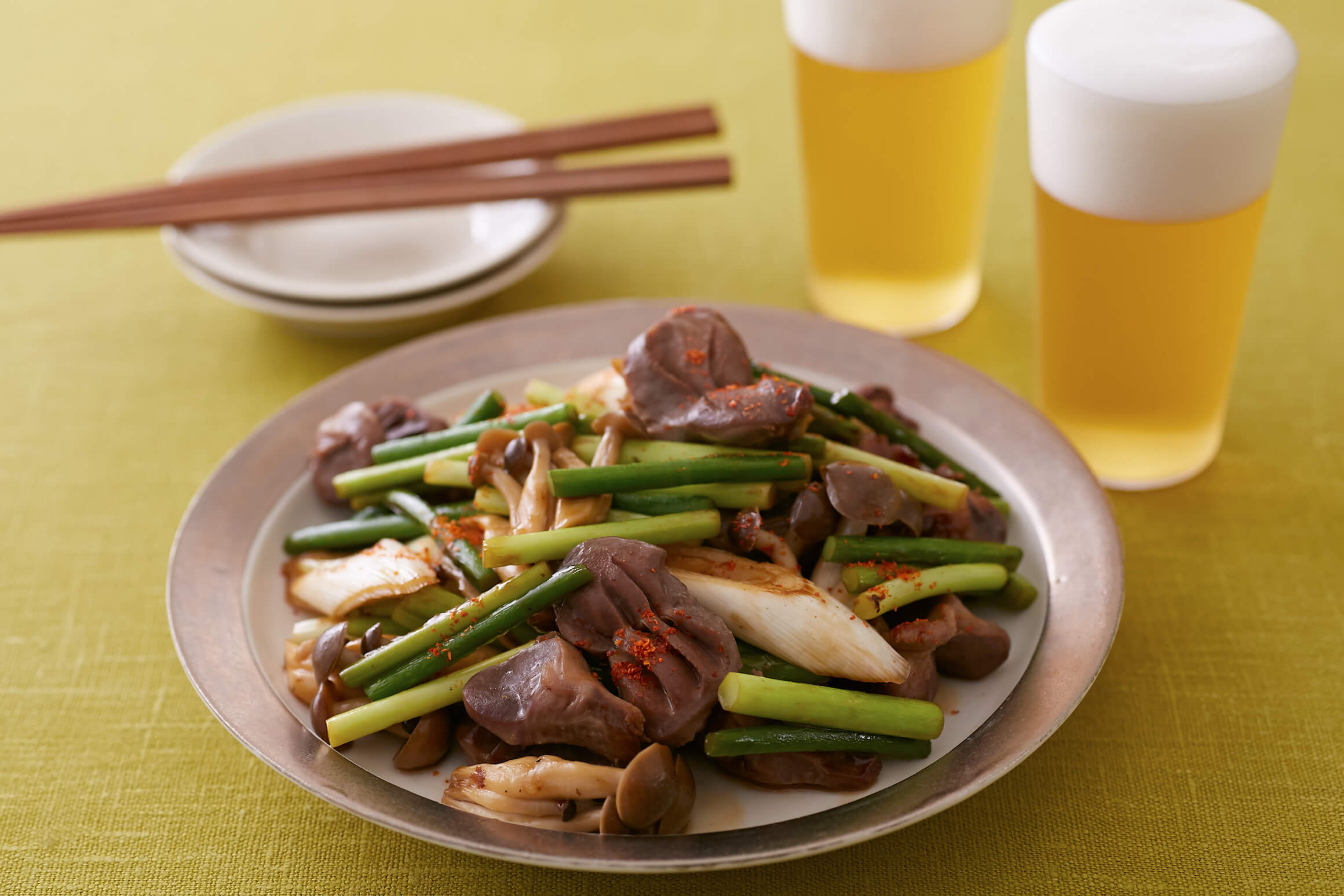 ニンニクの芽と砂肝のオイスターソース炒め